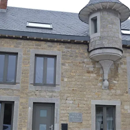 La Tourelle D'achille Leontine * Rochefort