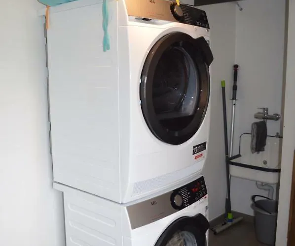 La Tourelle D’achille Leontine Hébergement de vacances Rochefort