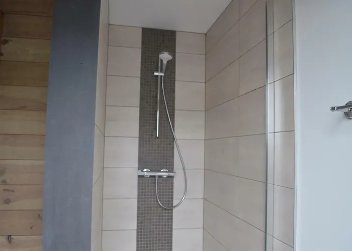 La Tourelle D’achille Leontine Rochefort